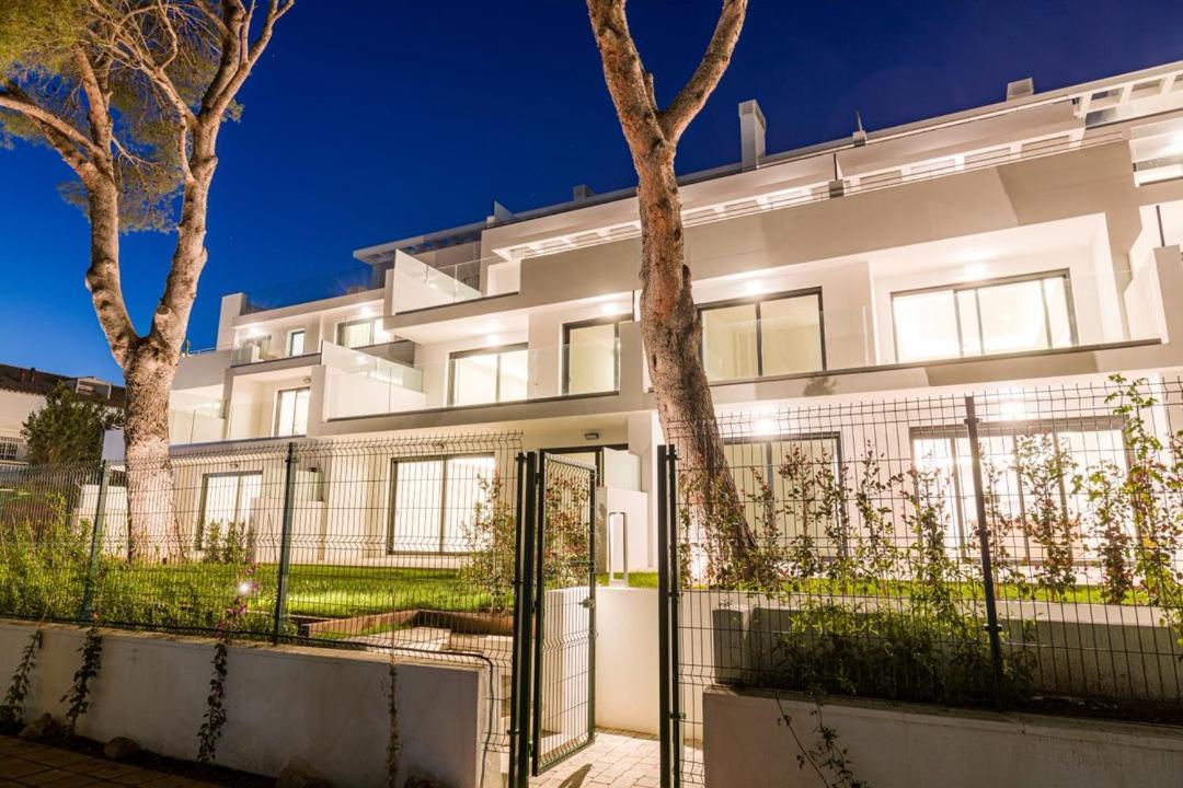 Penthouse On The Golden Mile ماربيا المظهر الخارجي الصورة