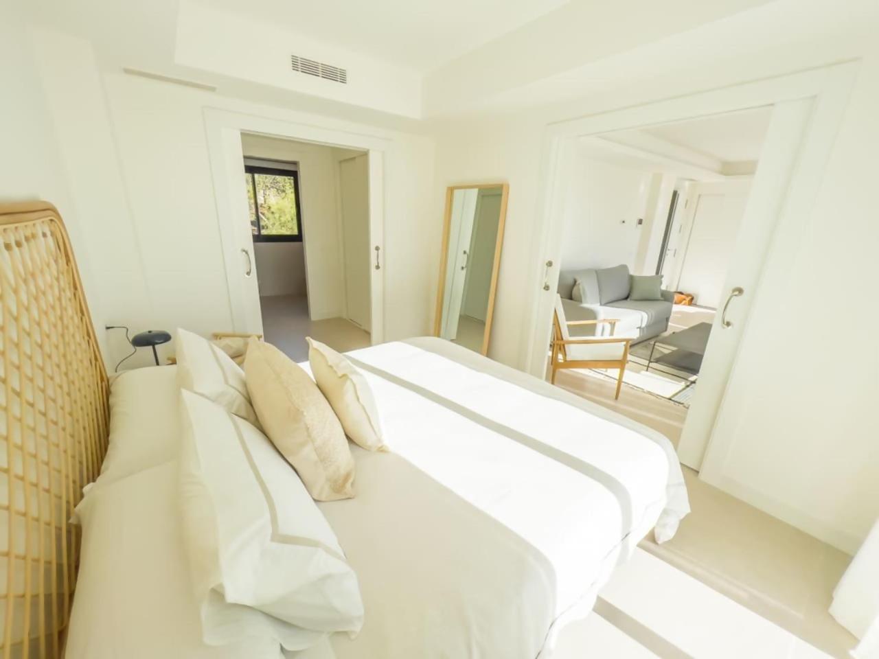 Penthouse On The Golden Mile ماربيا المظهر الخارجي الصورة