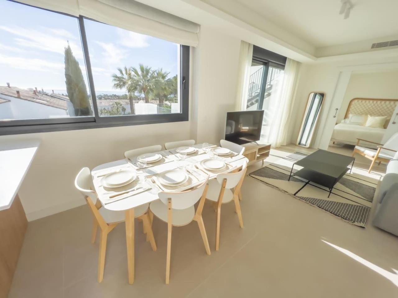 Penthouse On The Golden Mile ماربيا المظهر الخارجي الصورة