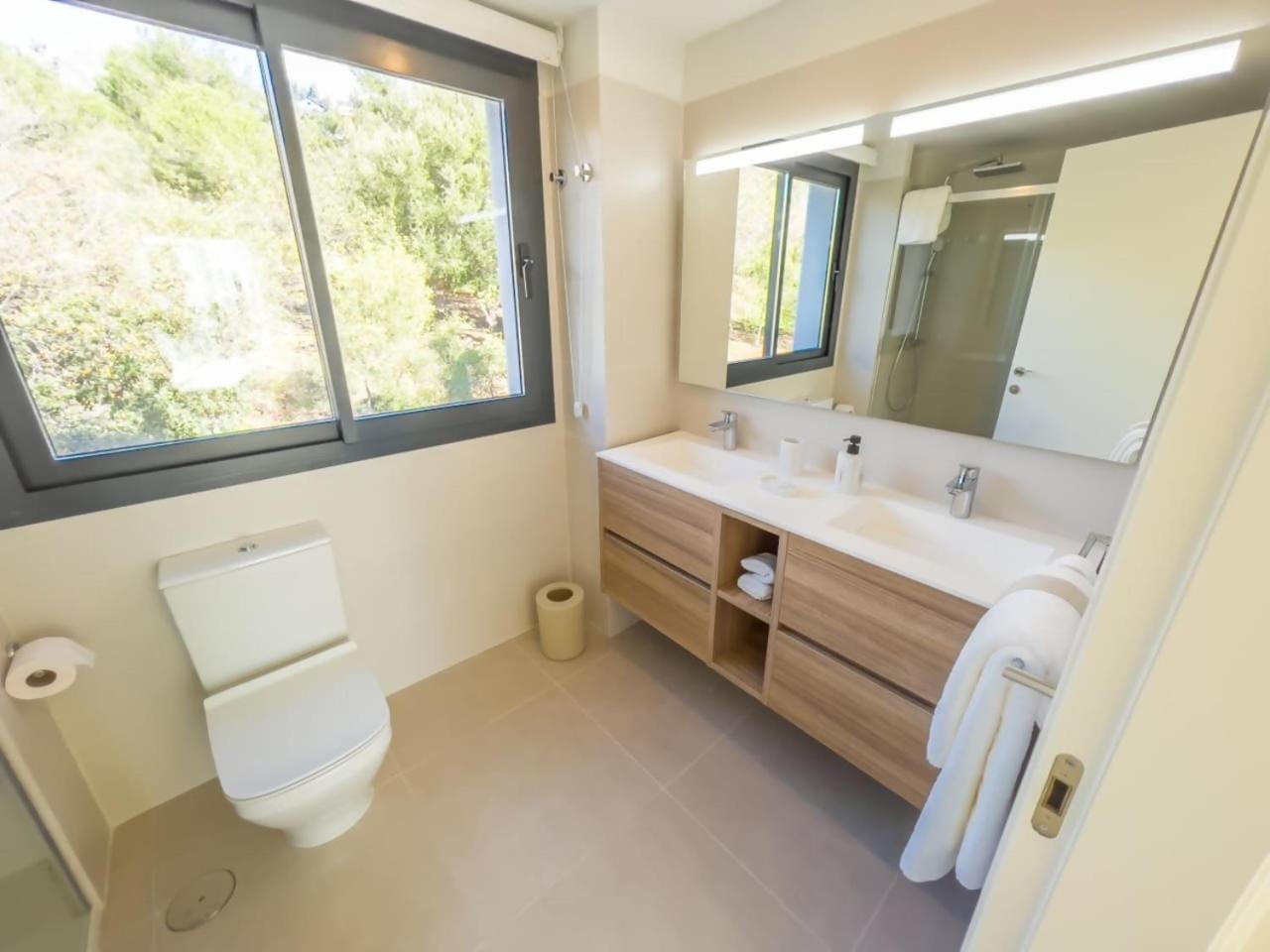 Penthouse On The Golden Mile ماربيا المظهر الخارجي الصورة
