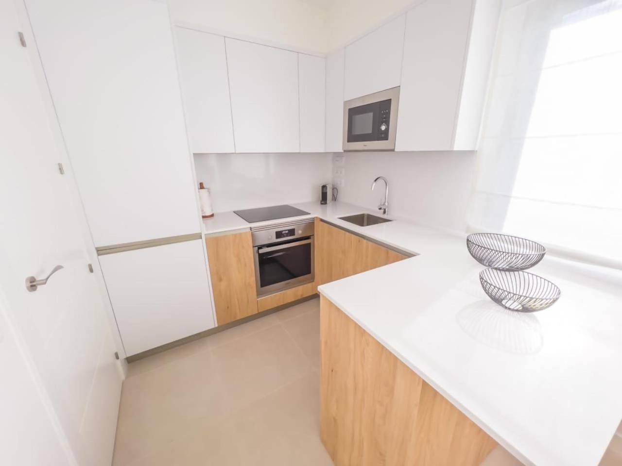 Penthouse On The Golden Mile ماربيا المظهر الخارجي الصورة